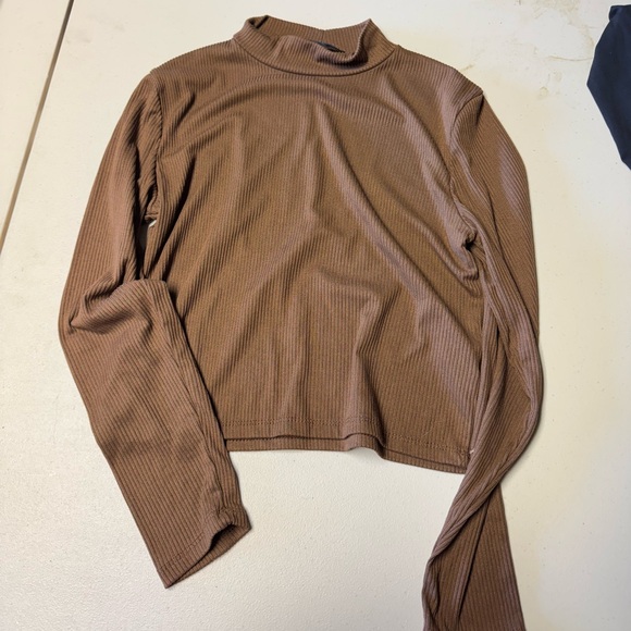 Brit & Bri Tops - Ribbed Mock Neck Long Sleeve Top — Brown